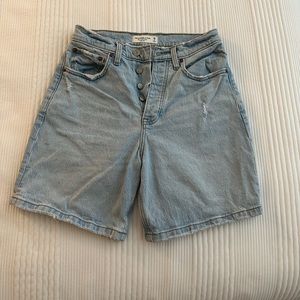 Abercrombie 7 inch dad short size 26/2